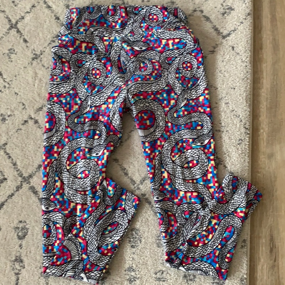 Snake leggings